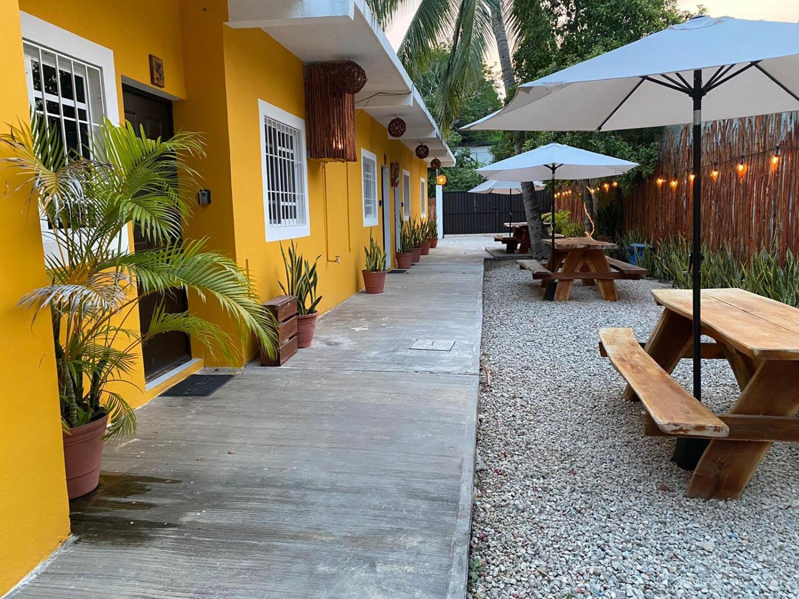 Hotel Apartaments Solecito Bacalar - Free Bikes & Paddle Luaran gambar